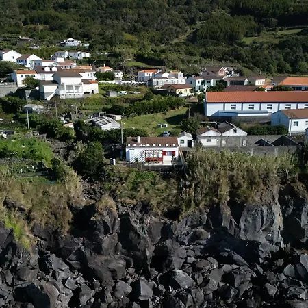 Picos House * Lajes do Pico