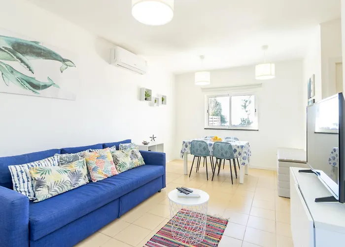 Picos House Lajes do Pico