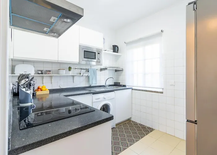 Picos House Lajes do Pico