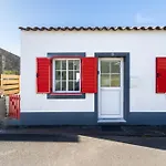 Picos House Lajes do Pico