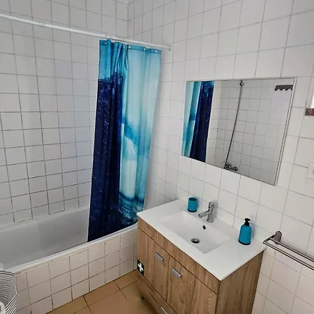 Picos House * Lajes do Pico