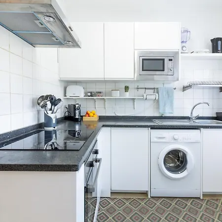 Picos House * Lajes do Pico